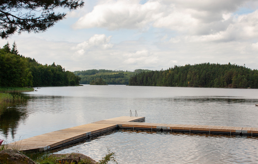 Badplats i Gingsjön i Hällingsjö
